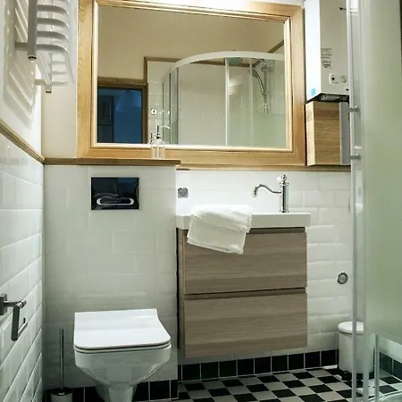 Апартаменты Slusarska Przy Starym 13