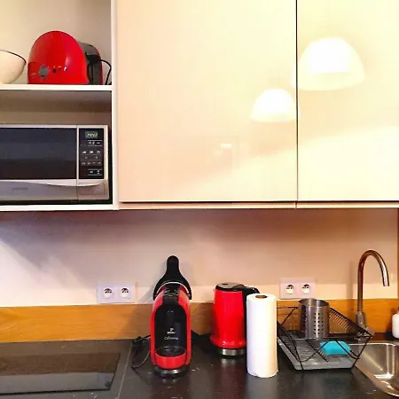 Slusarska Przy Starym 13 *