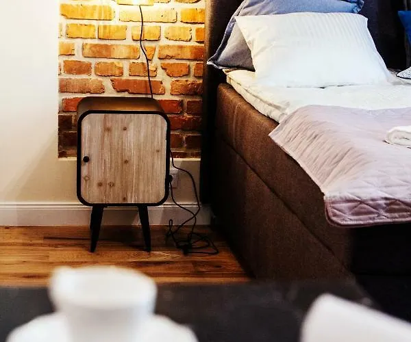 Slusarska Przy Starym 13 * Познань