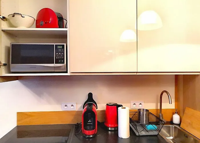 Slusarska Przy Starym 13 *